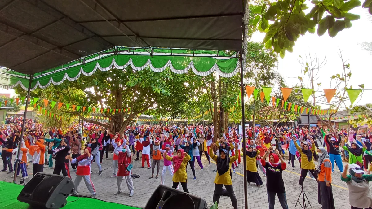 Senam Massal Dalam Rangka MILAD RSU Rajawali Citra Ke-26